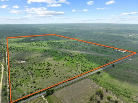 Photo of 14104 Hokanson RD, Del Valle, TX 78617 (MLS # 2590652)