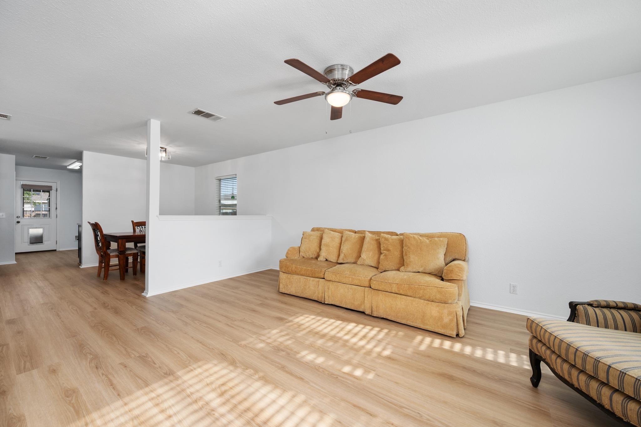 409 Ballentine CT