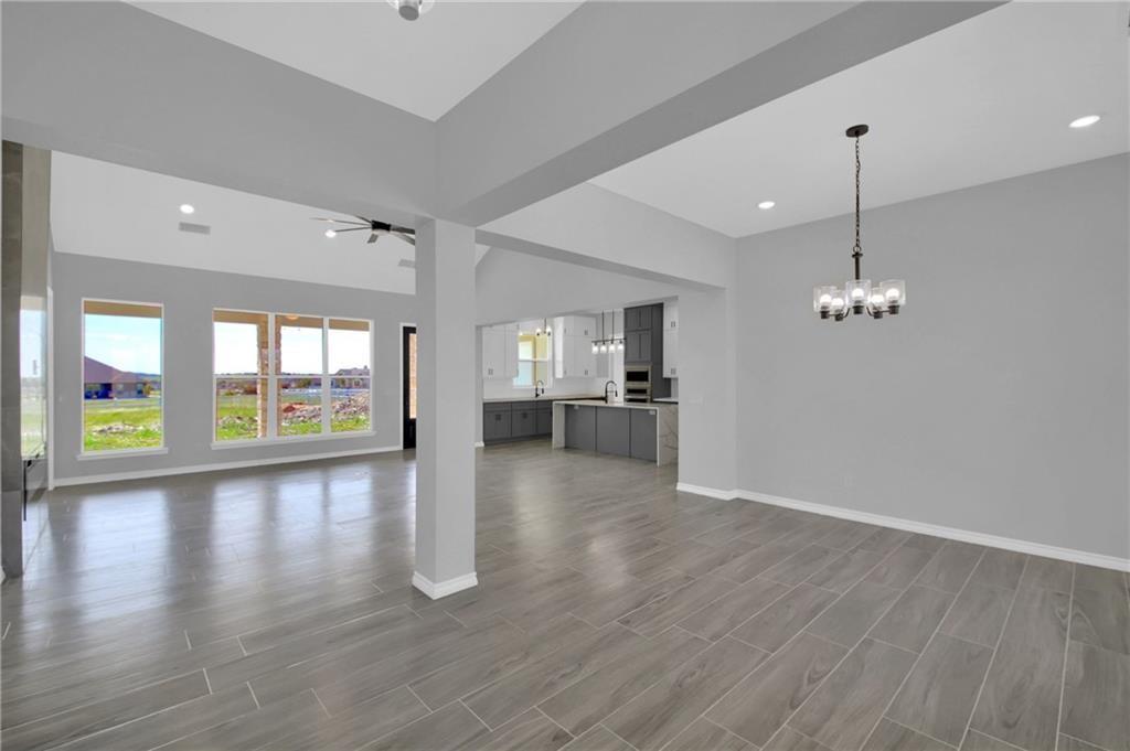 303 Highlander CT
