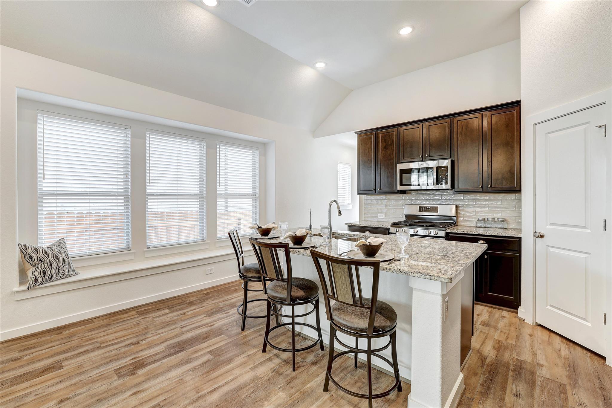 7509 Desert Needle DR