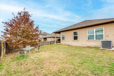 Tiny photo for 7013 Loretta White LN, Austin, TX 78744 (MLS # 6868830)
