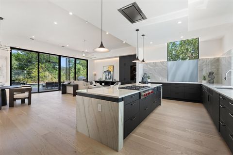Tiny photo for 2502 Barhill DR, Austin, TX 78704 (MLS # 6271288)