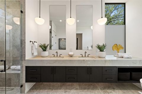 Tiny photo for 2502 Barhill DR, Austin, TX 78704 (MLS # 6271288)