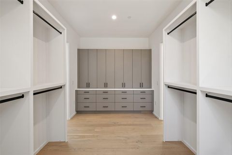 Tiny photo for 2502 Barhill DR, Austin, TX 78704 (MLS # 6271288)