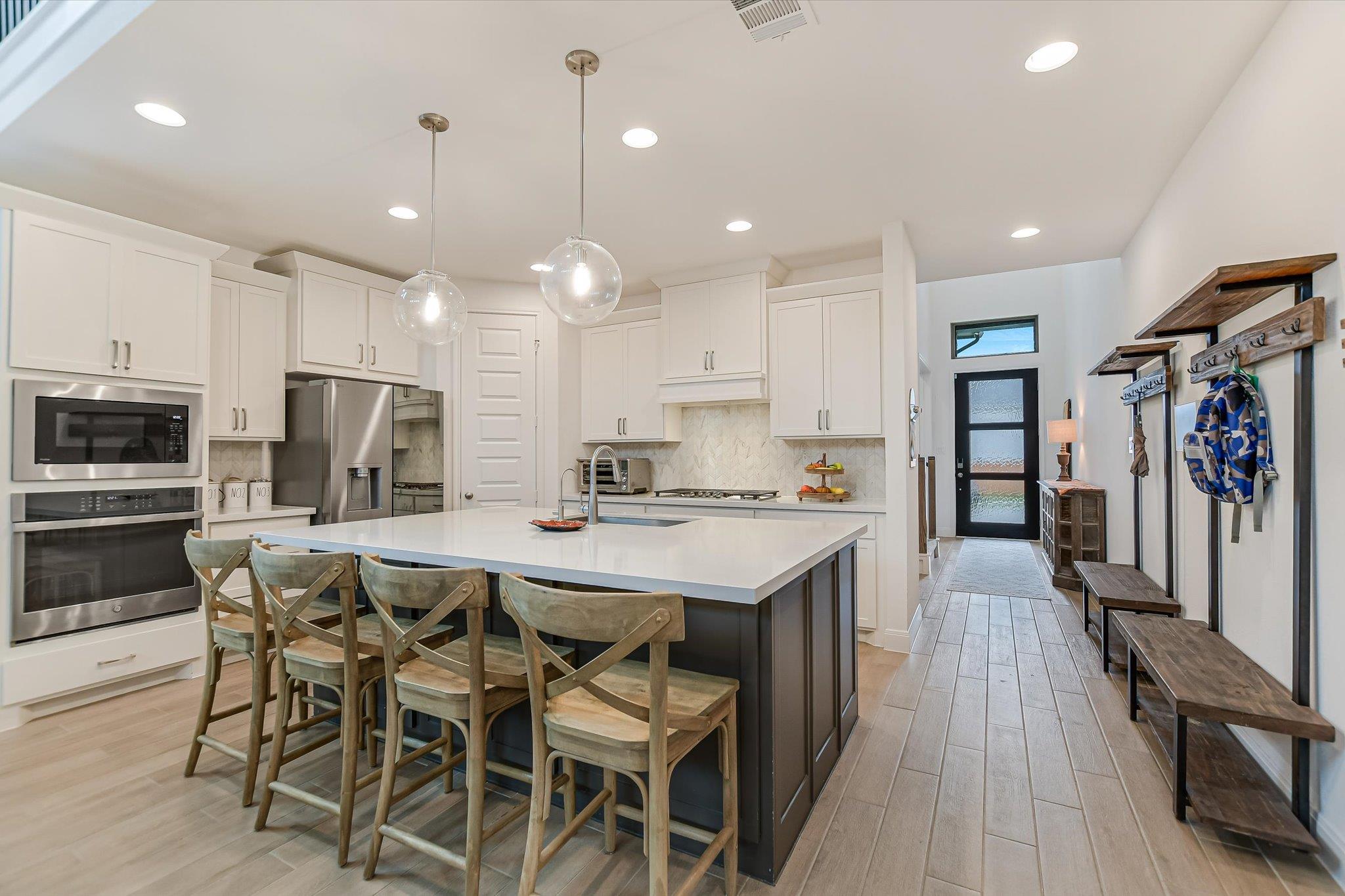 228 Gary Wayne DR