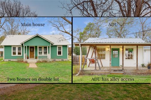 Photo of 707 Bishop ST, Smithville, TX 78957 (MLS # 2780054)