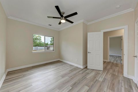 Tiny photo for 903 N Neans DR, Austin, TX 78758 (MLS # 3891950)