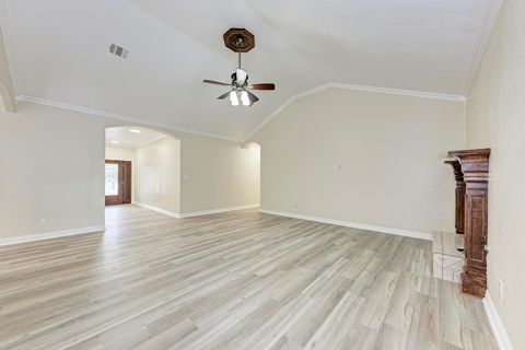 Tiny photo for 903 N Neans DR, Austin, TX 78758 (MLS # 3891950)