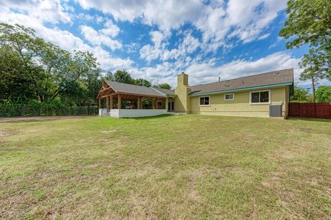 Tiny photo for 903 N Neans DR, Austin, TX 78758 (MLS # 3891950)