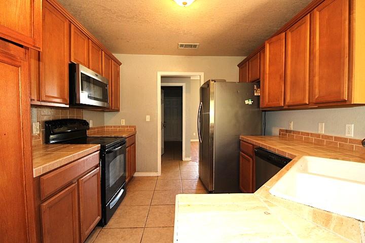 2003 Walker Place BLVD