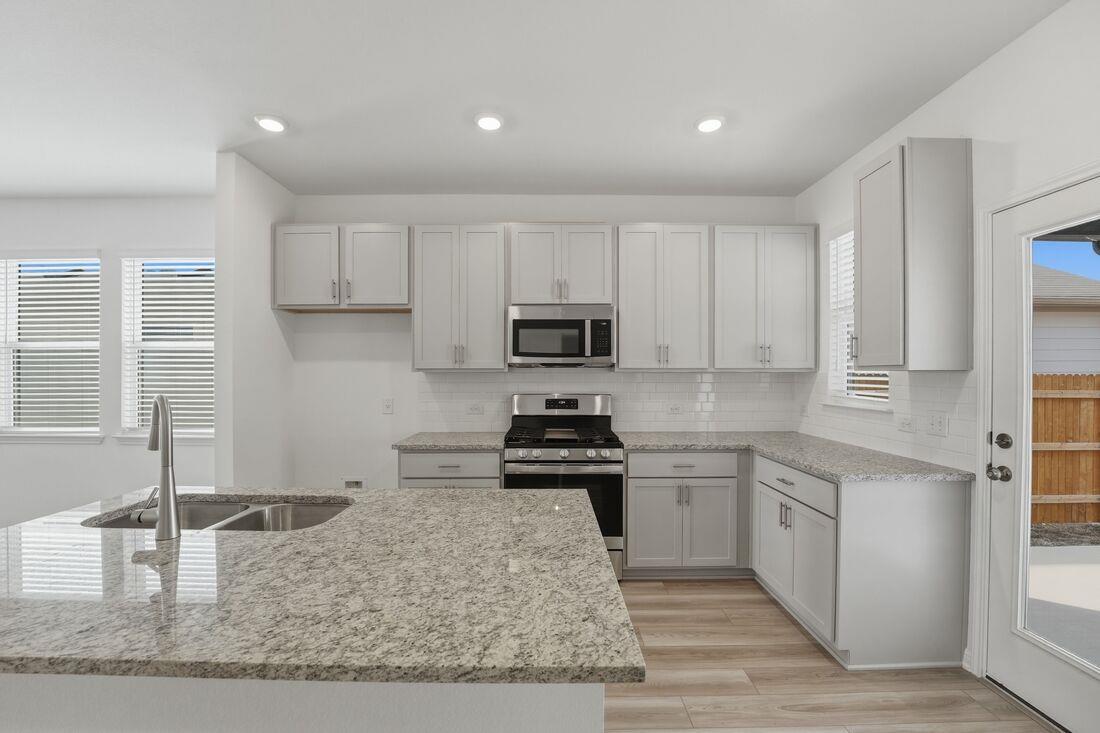 5916 Swedish Farms TER