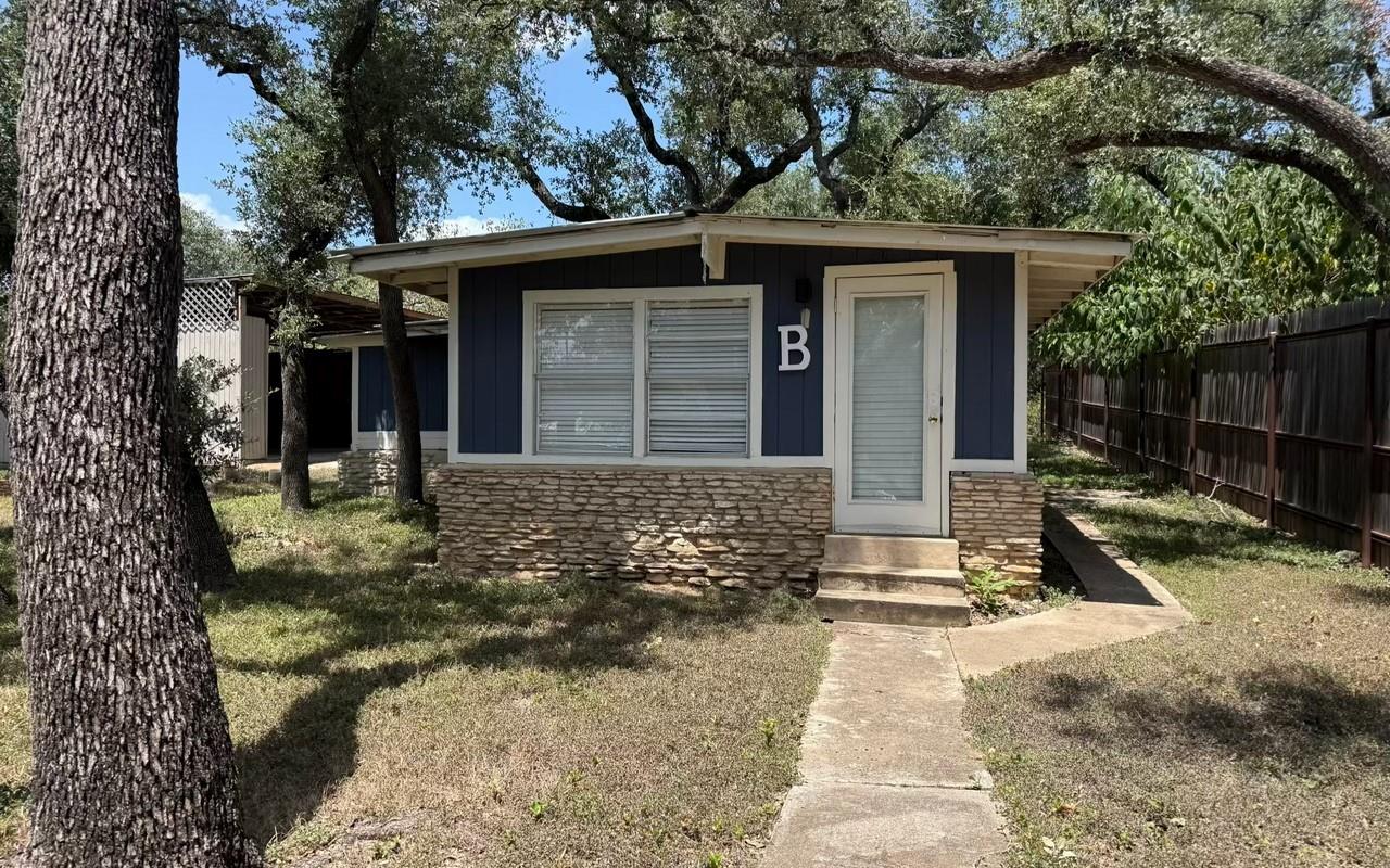 14802 Arrowhead DR