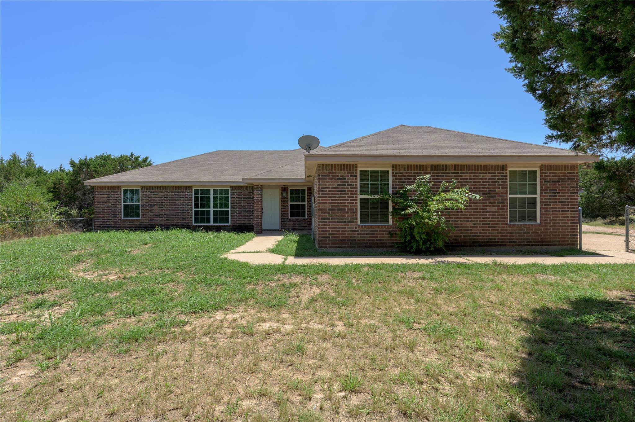 815 Rocky LN