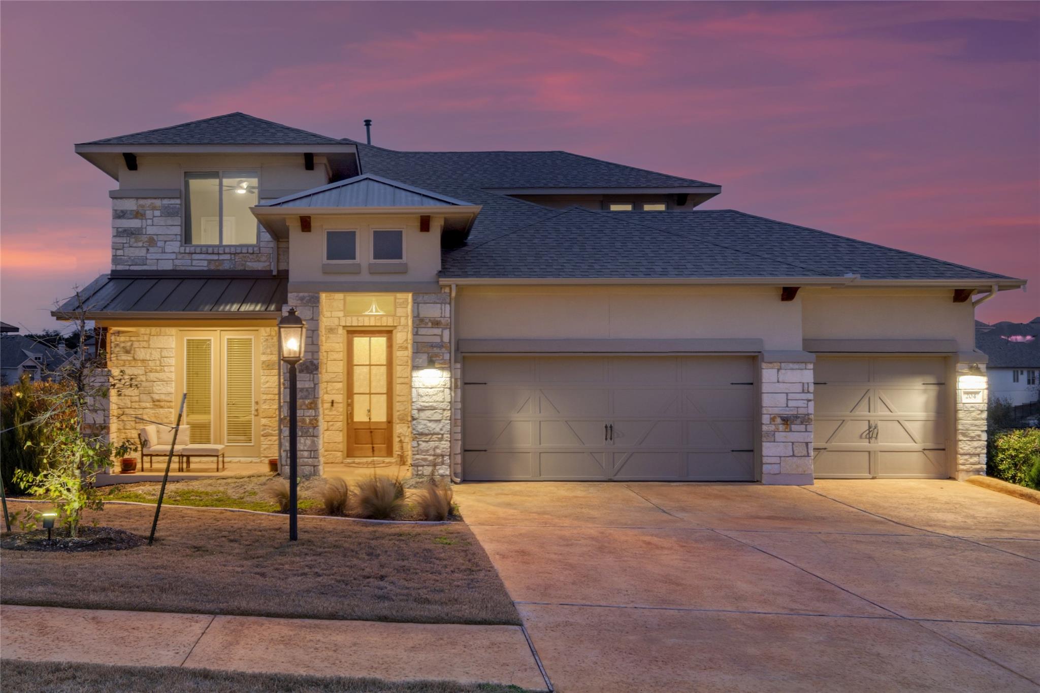 204 Abbeyville WALK