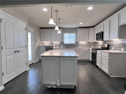 536 Rockport ST Georgetown TX 78633
