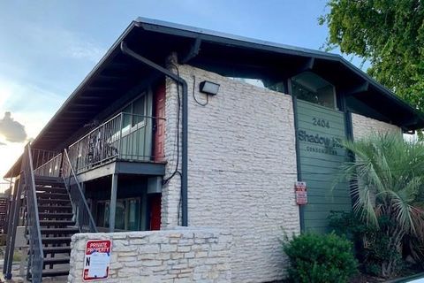 Photo of 2404 Longview ST #206, Austin, TX 78705 (MLS # 2781358)