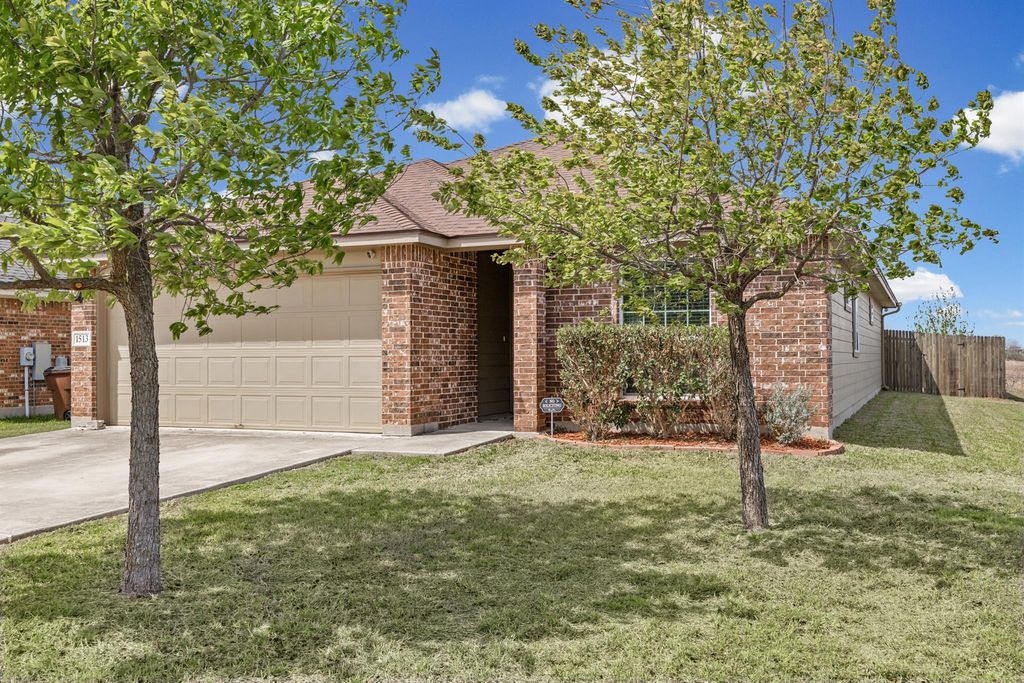 Photo of 1513 Monte Vista DR, Lockhart, TX 78644 (MLS # 4186681)