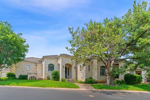 Photo of 18 Tourney LN, The Hills, TX 78738 (MLS # 4473251)