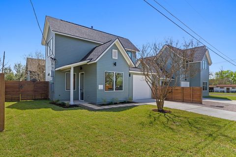 Tiny photo for 4525 S 3rd ST, Austin, TX 78745 (MLS # 9406423)