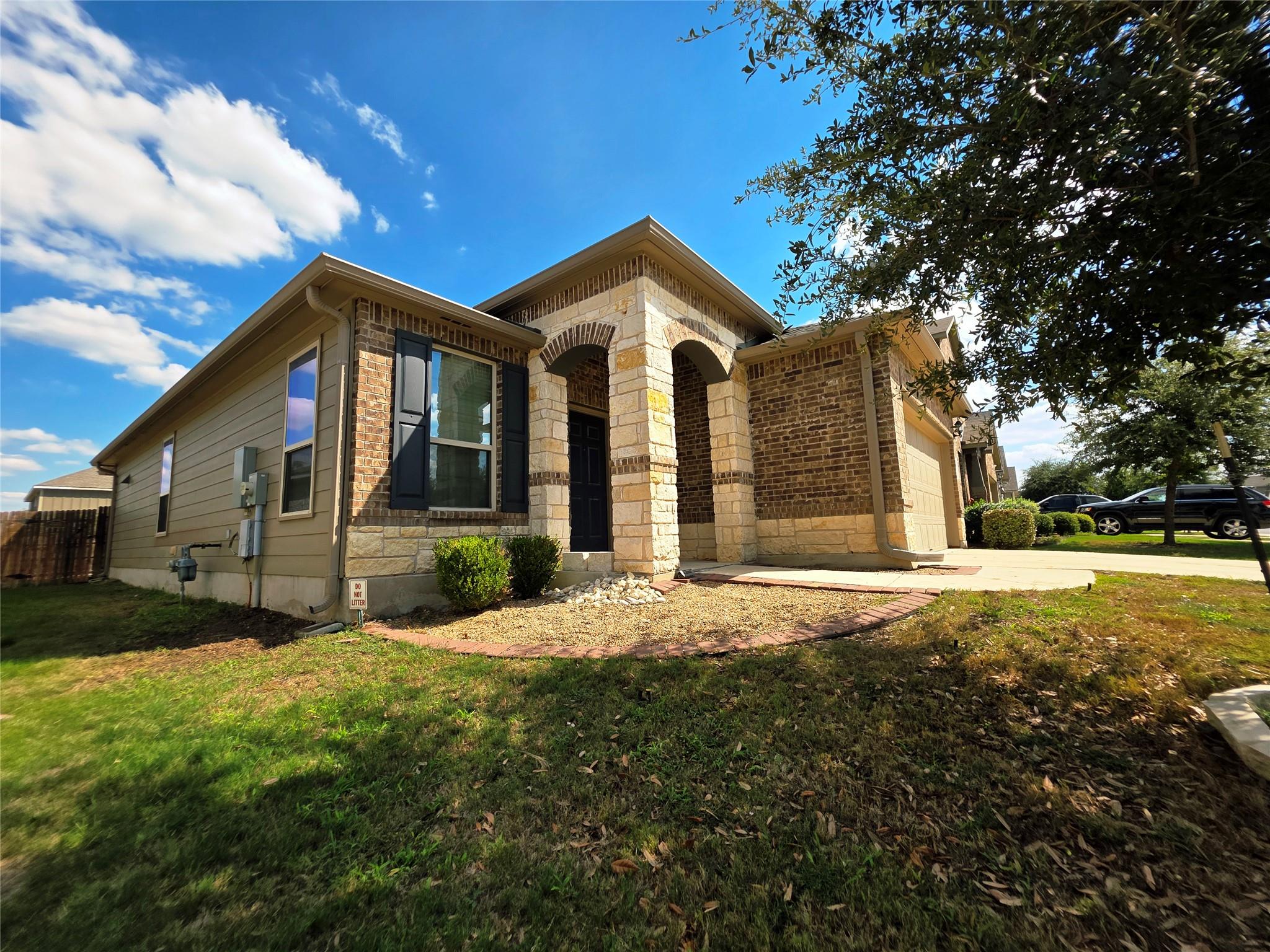 509 Coffee Berry DR