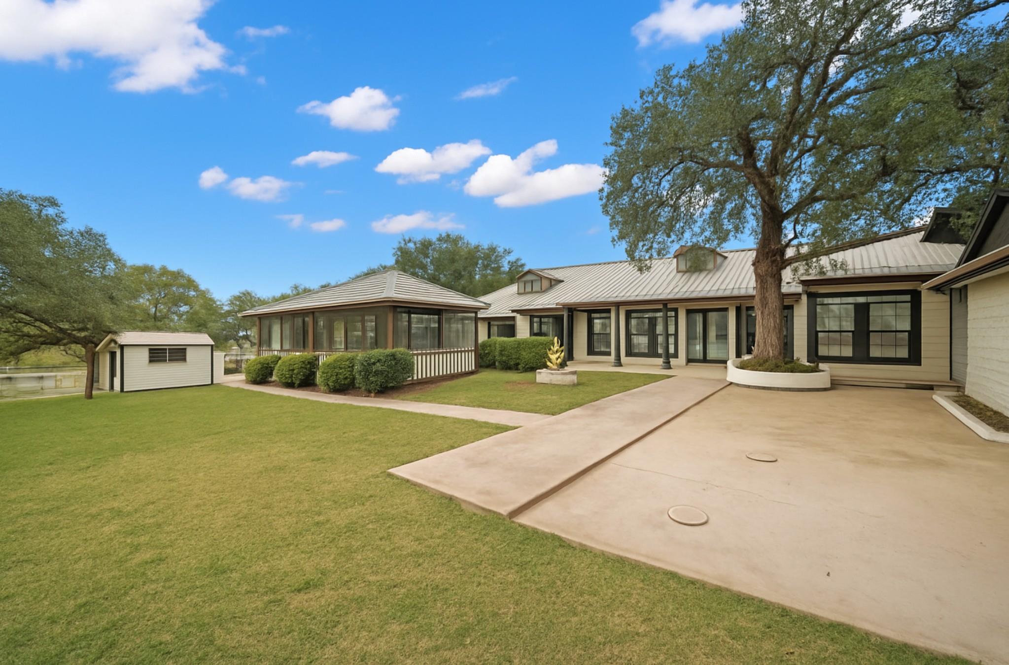 18621 E State Hwy 29