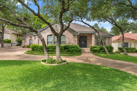 54 Stillmeadow DR The Hills TX 78738