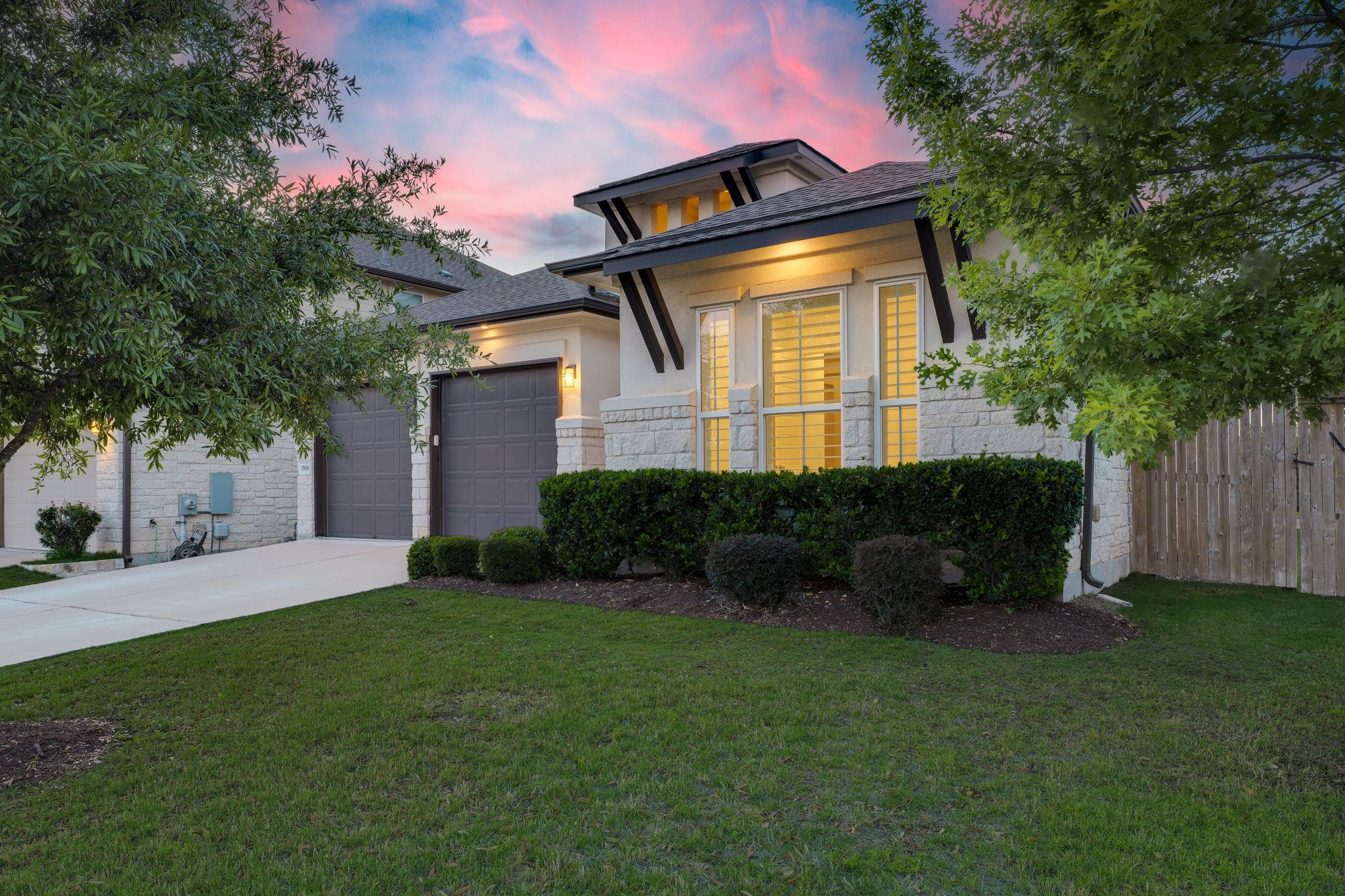 15618 Bended Knee DR