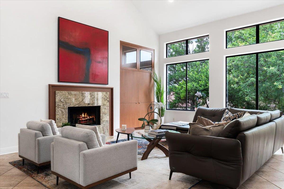 37 Autumn Oaks DR