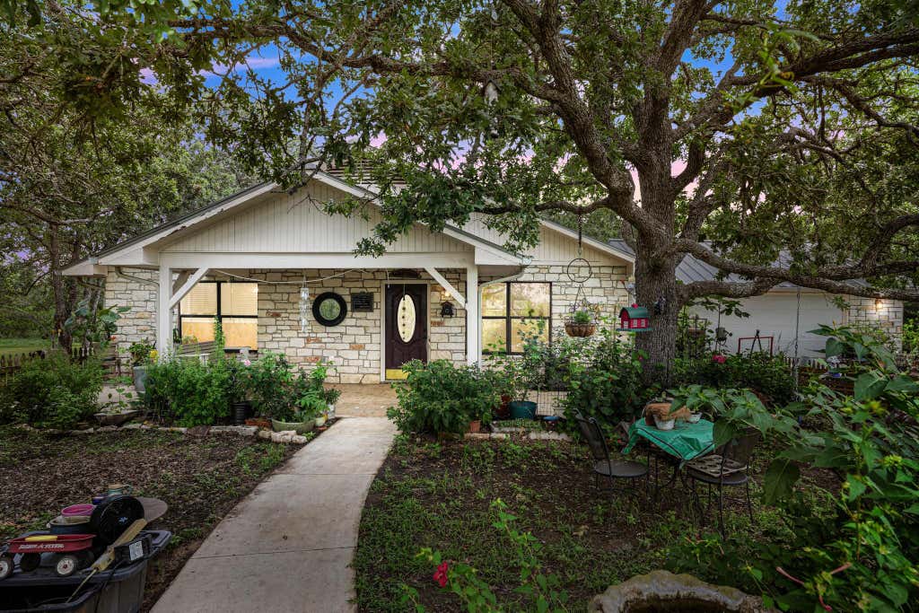 Photo of 3413 Fm 1185, Lockhart, TX 78644 (MLS # 3870266)
