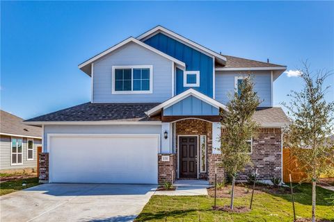 Photo of 131 Trailside LN, Bastrop, TX 78602 (MLS # 9215560)