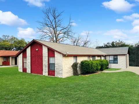 Photo of 7402 Geneva DR #B, Austin, TX 78723 (MLS # 7465252)