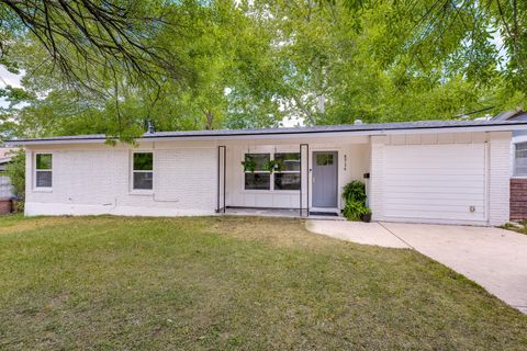 Photo of 4714 Philco DR, Austin, TX 78745 (MLS # 5670387)
