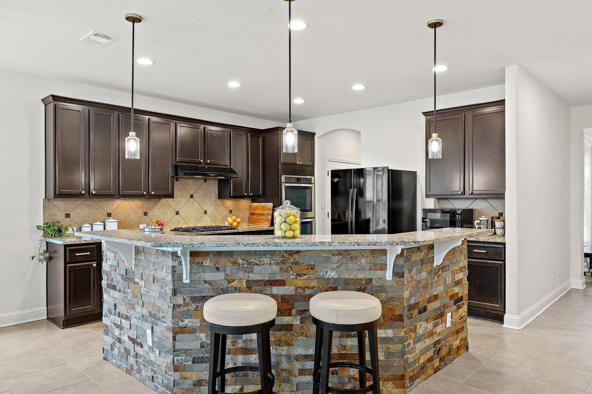 805 Walsh Hill TRL