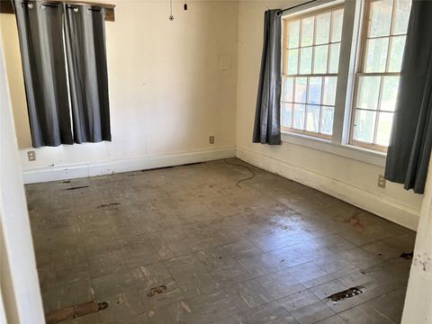 Tiny photo for 2503 S 4th ST, Austin, TX 78704 (MLS # 6346104)