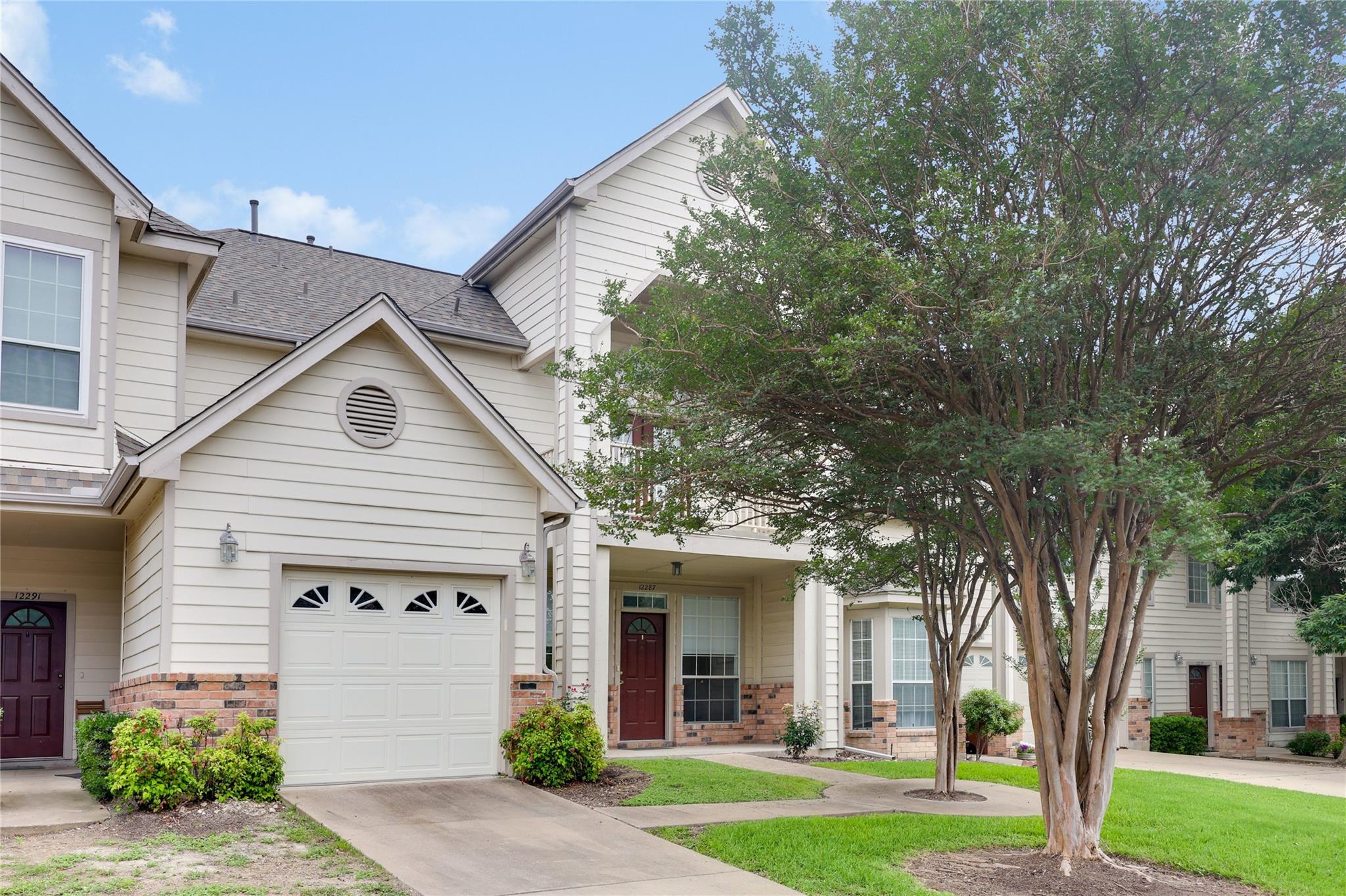 12287 Abbey Glen LN D-1