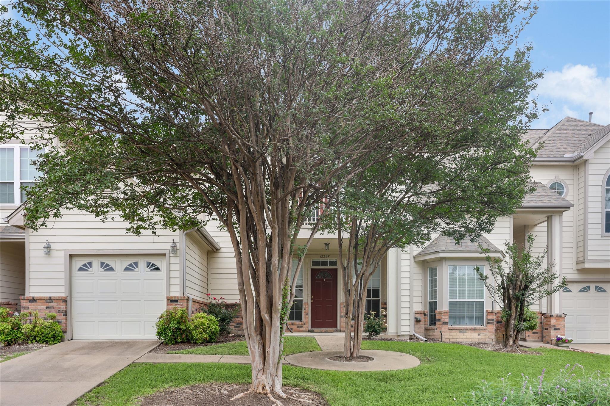 12287 Abbey Glen LN D-1