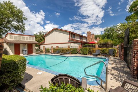 Tiny photo for 8906 Trone CIR #A, Austin, TX 78758 (MLS # 1079117)