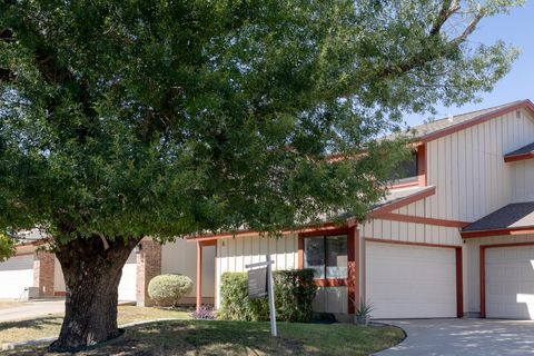 Tiny photo for 8906 Trone CIR #A, Austin, TX 78758 (MLS # 1079117)