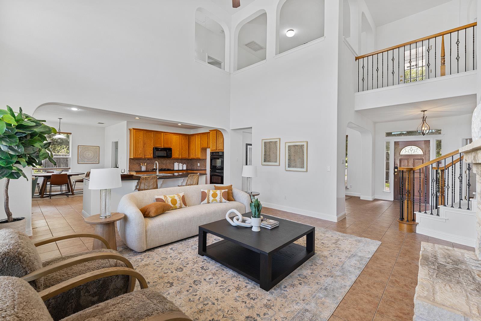 2704 Covington PL