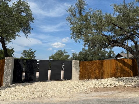 Photo of 10300 Little Creek CIR, Dripping Springs, TX 78620 (MLS # 7563591)