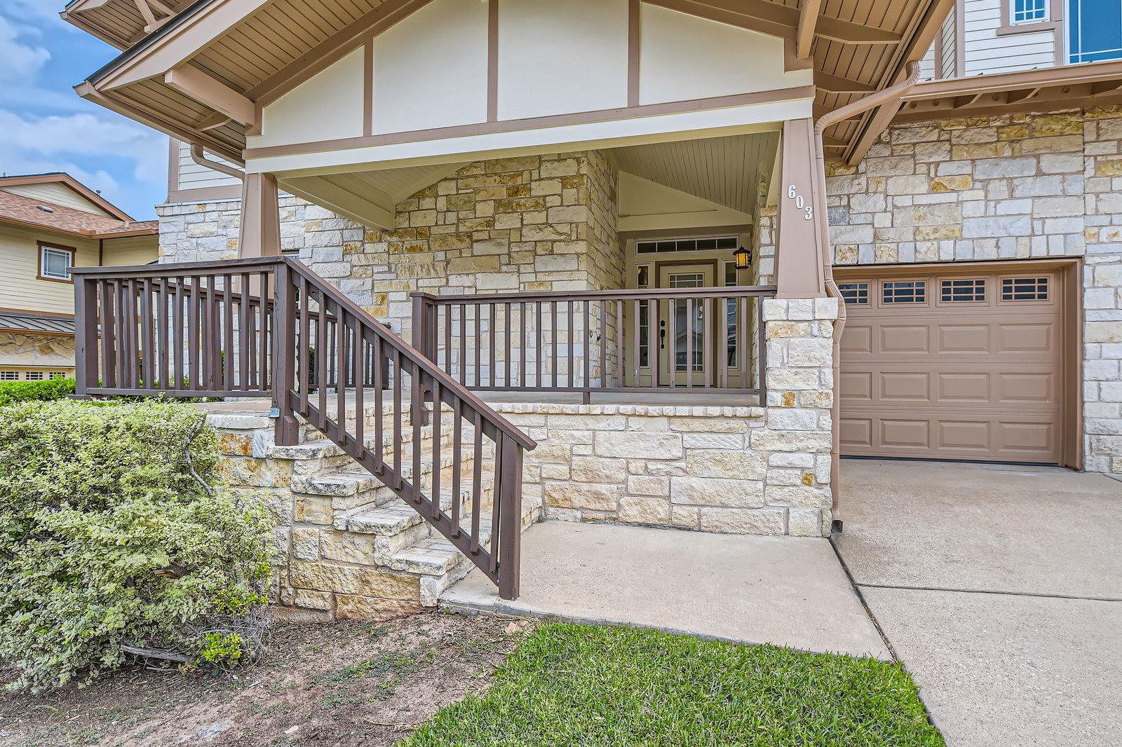 2930 Grand Oaks LOOP 603