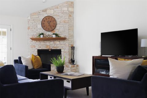 Tiny photo for 12227 NW Tanglewild DR, Austin, TX 78758 (MLS # 9766878)