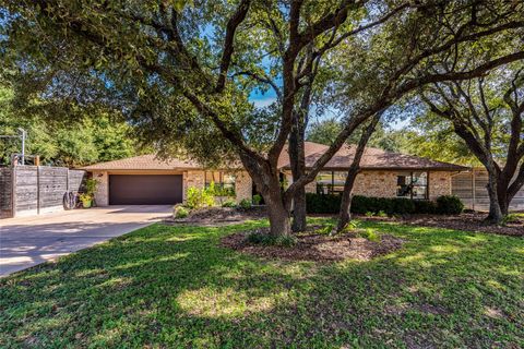 Photo of 12227 NW Tanglewild DR, Austin, TX 78758 (MLS # 9766878)