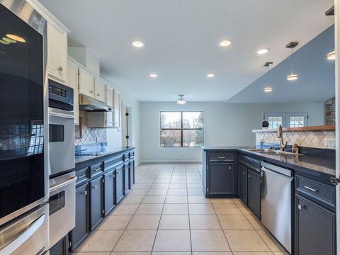 Tiny photo for 12227 NW Tanglewild DR, Austin, TX 78758 (MLS # 9766878)