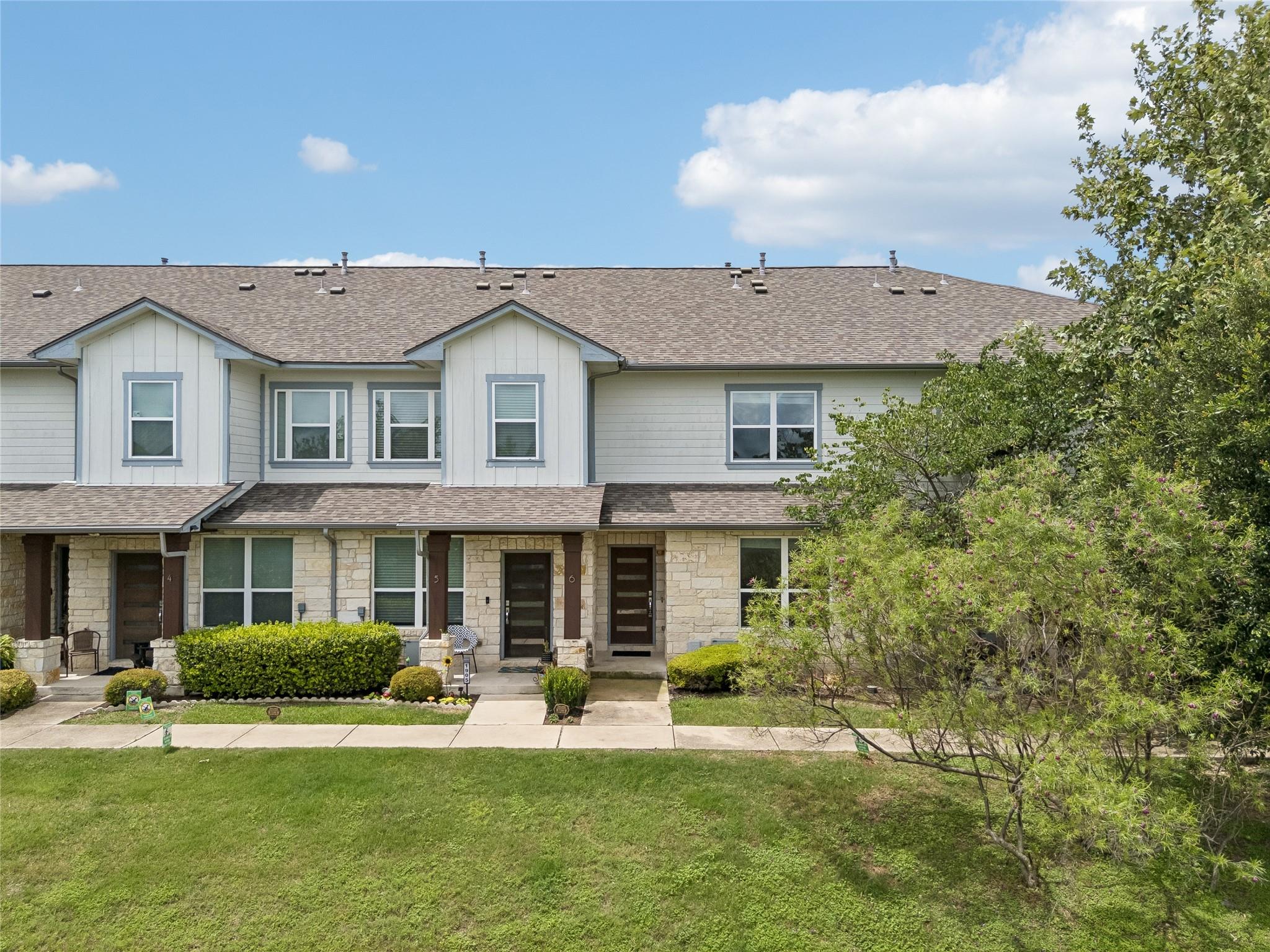 2101 Town Centre DR 1906