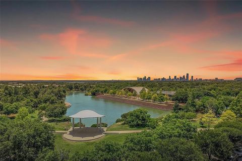 Photo of 1701 Simond Ave #642, Austin, TX 78723 (MLS # 1182296)