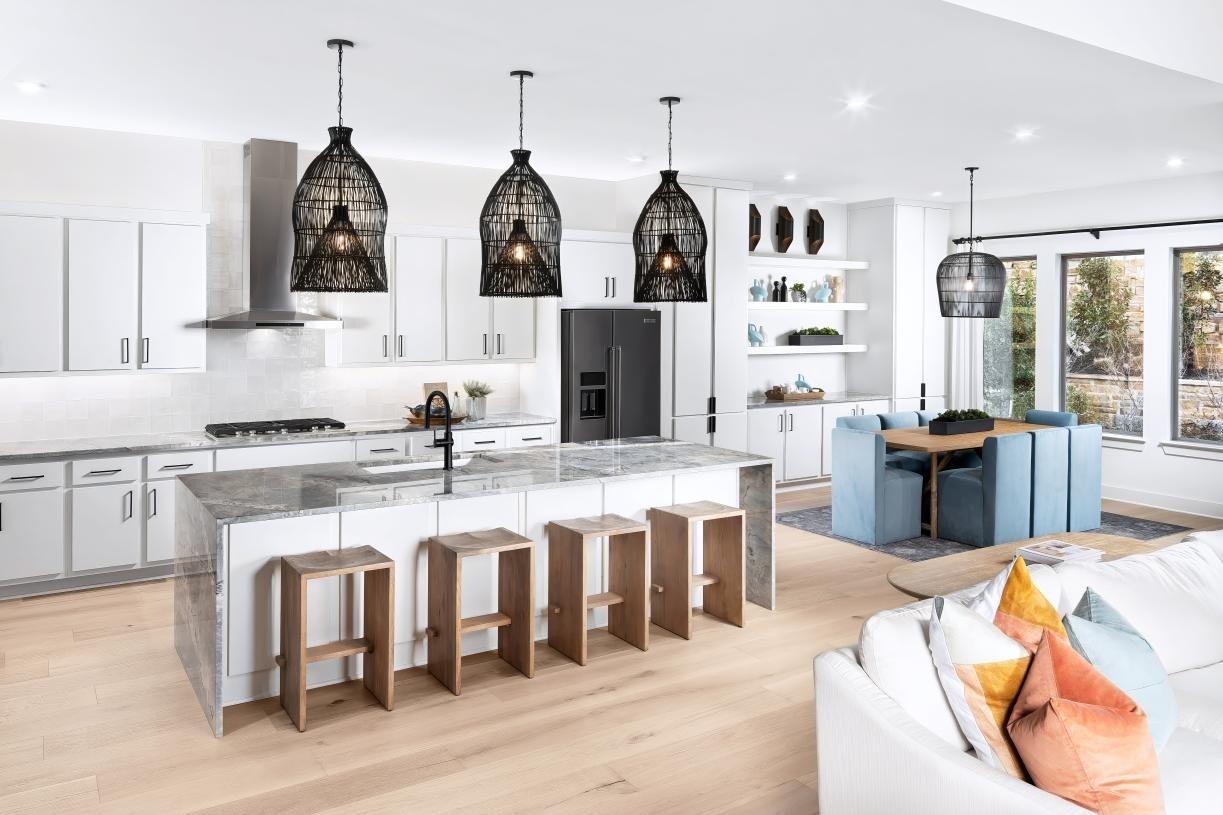 1108 Iron Willow Loop LOOP