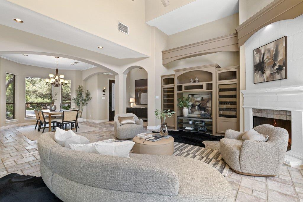 5 Tiburon CT