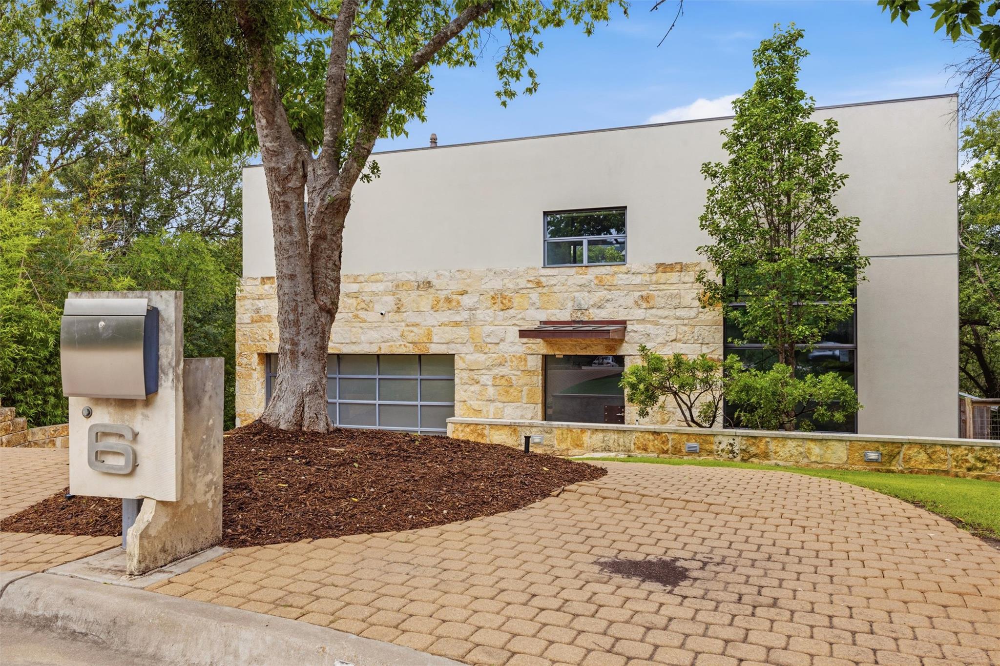 6 Sugar Shack DR