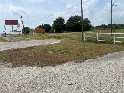 Photo of 4116, 4118, 4124 N State Highway 46, Seguin, TX 78155 (MLS # 4307351)